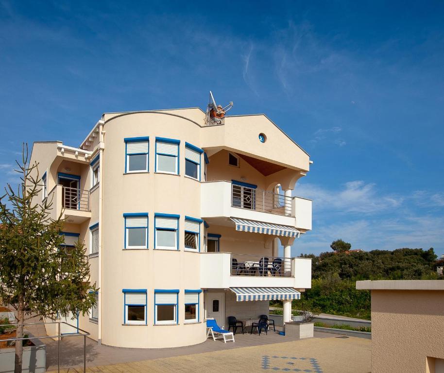 Apartments Petani Kožino Extérieur photo